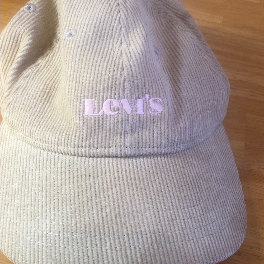 Levi's Tan Corduroy Hat with Pink Logo - Picture 2 of 7
